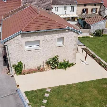 בית נופש Carnot *